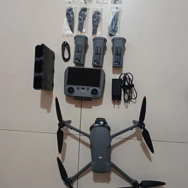 1221-drone-dji-air-3-fly-more-combo-controle-com-tela