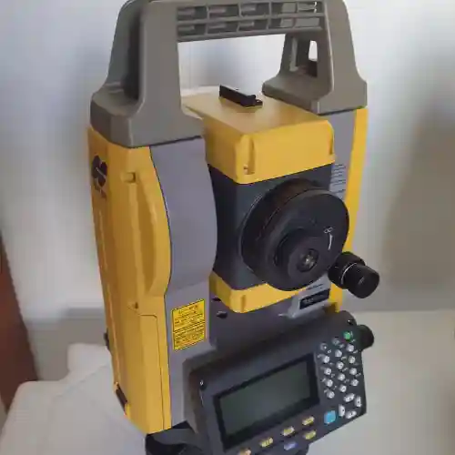 502-estacao-total-topcon-gm55