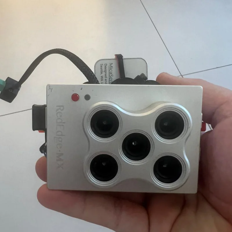 1098-camera-multispectral-micasense-rededge-mx