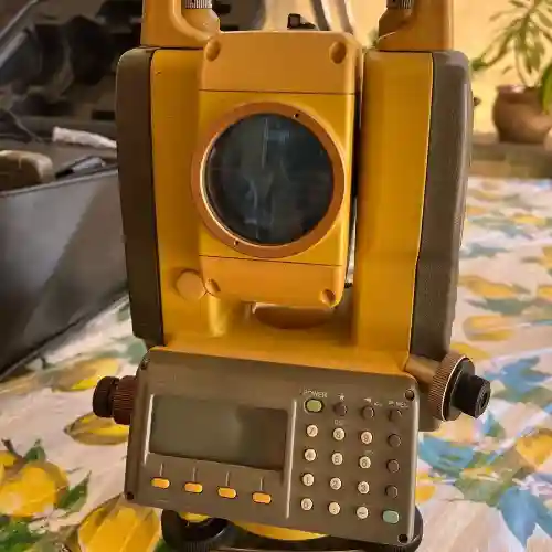 725-estacao-total-topcon-gts102n