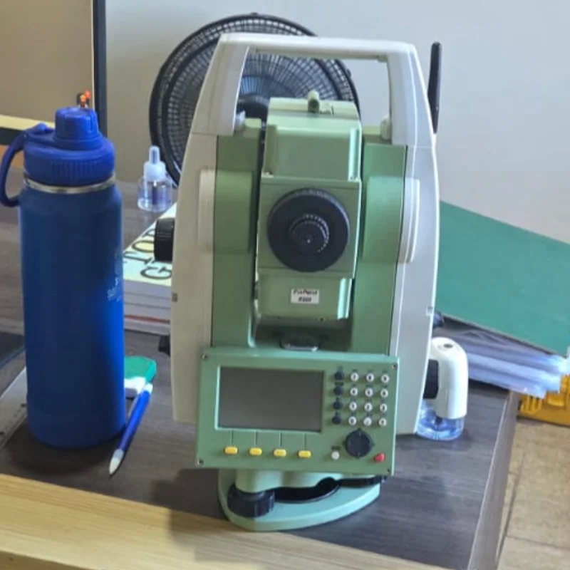 1088-estacao-total-ts06