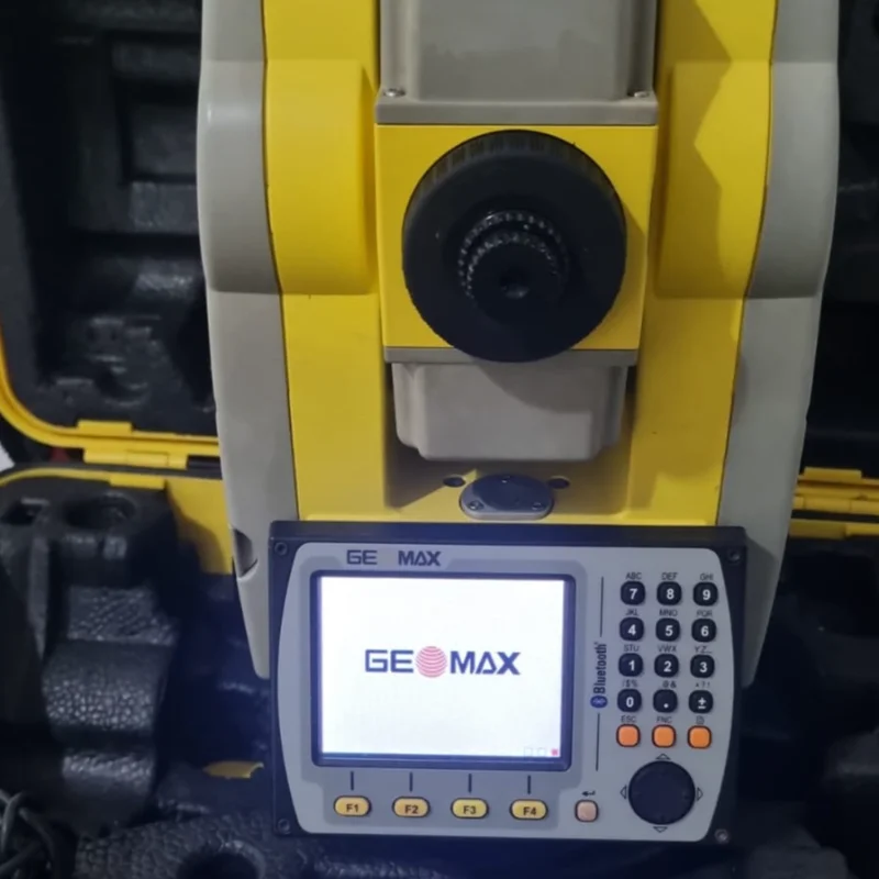 1073-estacao-total-geomax-zoom-35pro