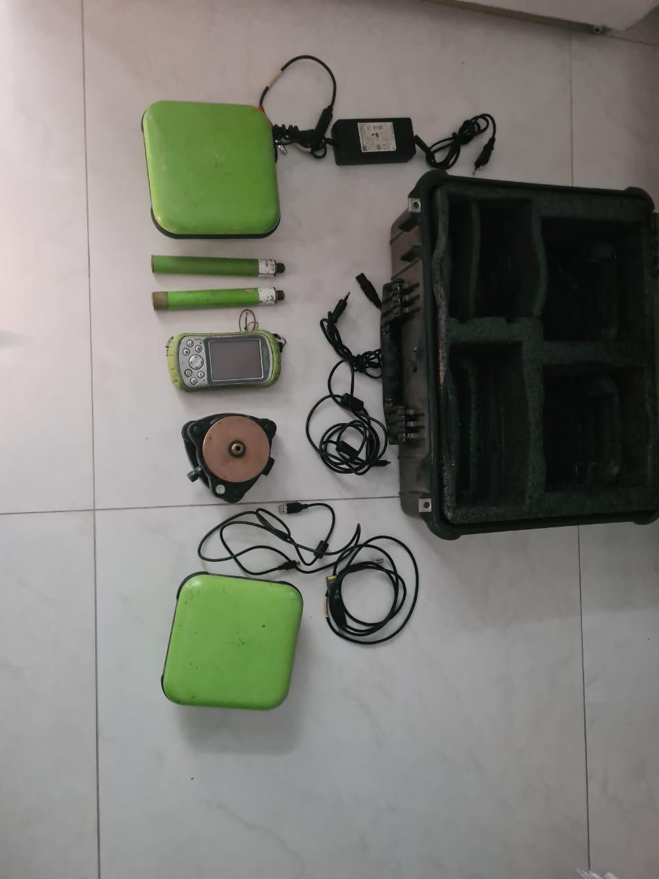 370-gnss-rtk-javad-triumph-1-kit-completo-um-tripe-um-bastao-suporte-coletora-e-maleta-para-transporte