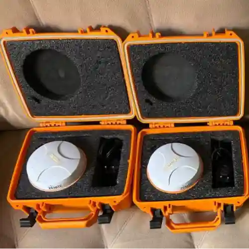 735-receptor-gnss-techgeo-zenite-2-l1l2-e-2-l1-com-2-tripes-2-bastoes-e-2-coletores